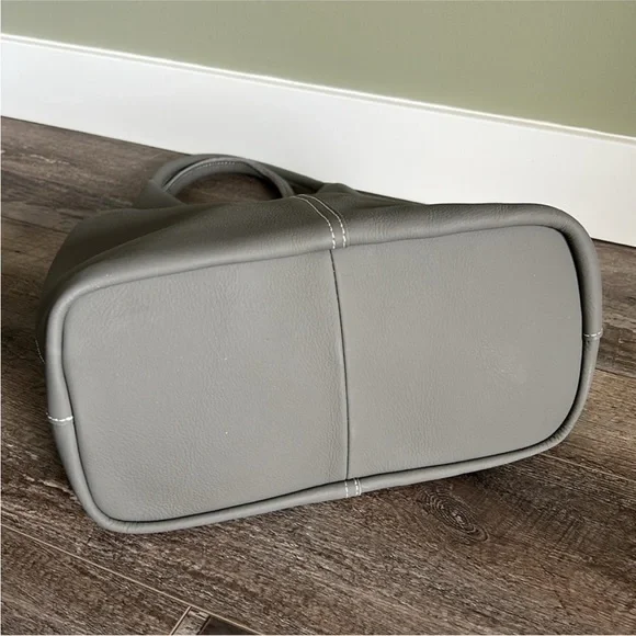 NWOT Gray Leather Tote Bag - Picture 7 of 12